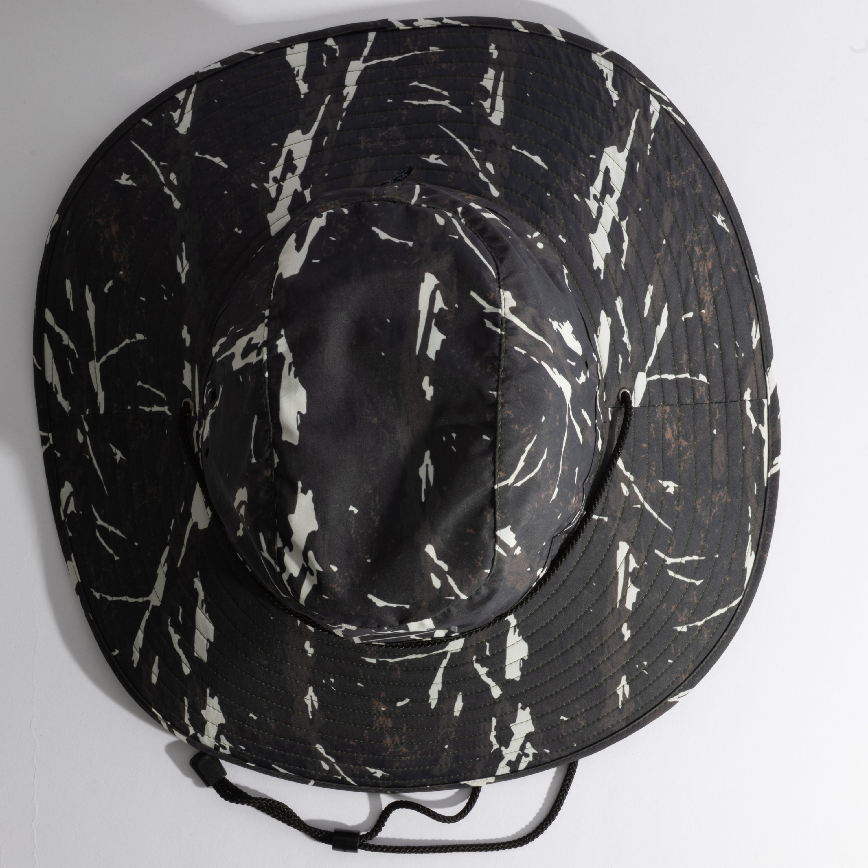 The Stillwater Packable Lifeguard Bucket